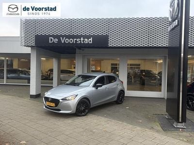 Sonic silver (licht grijs) Gebruikt 2023 Mazda 2 Sportive Hatchback | € 17.950 (Goede deal)