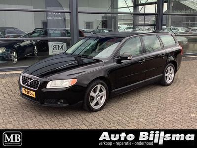 tweedehands Volvo V70 2.4D Momentum automaat, trekhaak,