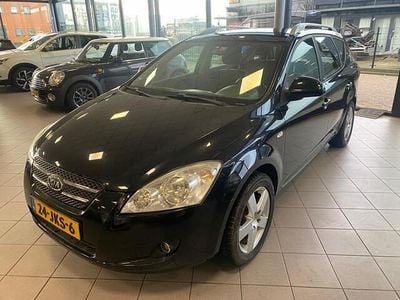 Zwart (metallic) Gebruikt 2009 Kia Ceed Hatchback | € 2.450 (Super prijs)