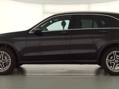 tweedehands Mercedes GLC300e 4MATIC Business Solution AMG l Panorama dak l 360 camera l Lederen bekleding l Trekhaak l Multibeam LED l l Burmester l Memory stoelen l Tempomaat l Augmented Reality-video l Elektr. bedienbare Achterklep l sierdelen ...