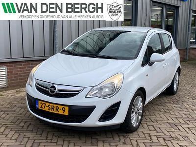 tweedehands Opel Corsa 1.4-16V Edition