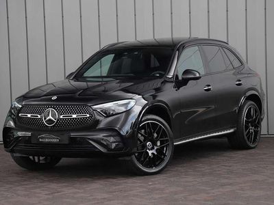 Zwart Gebruikt 2024 Mercedes GLC300e AMG SUV | € 72.500 (Duur)