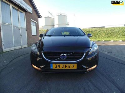 Zwart Gebruikt 2012 Volvo V40 Hatchback | € 4.449 (Duur)