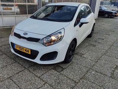 Occasion Kia Rio 86 PK (63 kW) 2014 Wit MPV