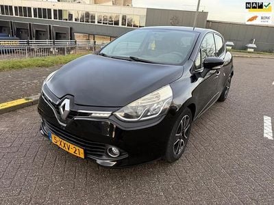Zwart Gebruikt 2014 Renault Clio IV Dynamique Hatchback | € 2.950 (Super prijs)