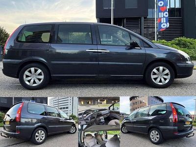 Blauw Gebruikt 2006 Citroën C8 MPV | € 2.975