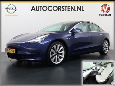 Blauw (metallic) Occasion 2020 Tesla Model 3 RWD Sedan | € 15.340 (Eerlijke prijs)