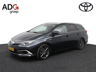 Grijs Occasion 2015 Toyota Auris Touring Sports Stationwagen | € 14.950 (Iets duurder)