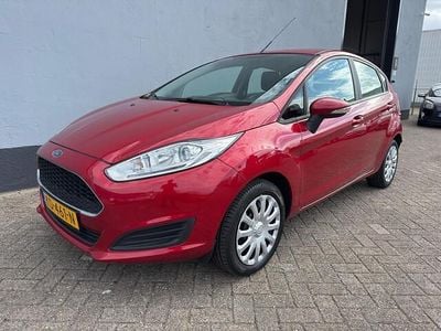 Occasion Ford Fiesta Style 65 PK (47 kW) 2016 Rood Hatchback