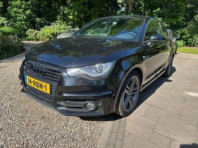 Zwart Occasion 2011 Audi A1 S-Line Hatchback | € 6.495 (Eerlijke prijs)