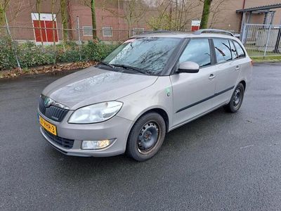 Occasion Skoda Fabia GreenLine 75 PK (55 kW) 2011 Beige, metallic lak Hatchback