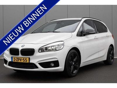 Wit Occasion 2015 BMW 218 Active Tourer Executive MPV | € 7.999 (Eerlijke prijs)