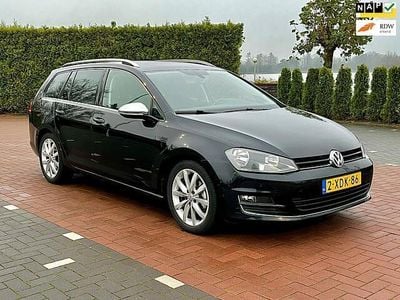 Zwart Gebruikt 2014 VW Golf VII Highline Stationwagen | € 8.250 (Goede deal)