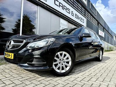 Mercedes 220