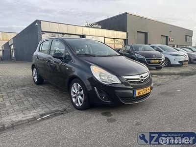 Zwart Gebruikt 2012 Opel Corsa Hatchback | € 2.650 (Eerlijke prijs)