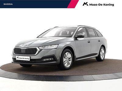 Grijs Occasion 2023 Skoda Octavia Business Line Stationwagen | € 20.440 (Eerlijke prijs)