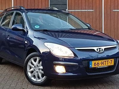 Blauw Occasion 2009 Hyundai i30 Dynamiq Stationwagen | € 5.250 (Duur)