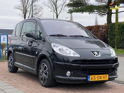 Occasion Peugeot 1007 73 PK (53 kW) 2006 Zwart MPV