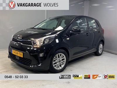 Zwart (metallic) Occasion 2023 Kia Picanto Play Hatchback | € 14.400 (Eerlijke prijs)