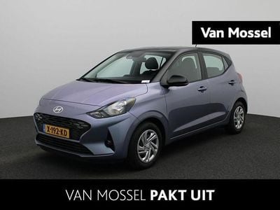 Blauw Gebruikt 2024 Hyundai i10 Premium Hatchback | € 15.240 (Eerlijke prijs)