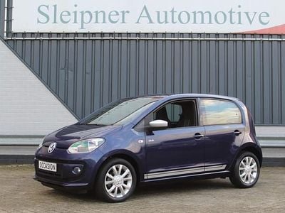 Blauw Gebruikt 2016 VW up! high up! Hatchback | € 8.850 (Eerlijke prijs)