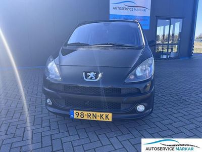 Peugeot 1007