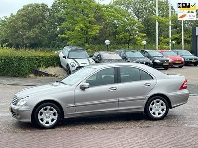 tweedehands Mercedes C200 CDI Classic Automaat,bj.2005,champagne,climate,NAP