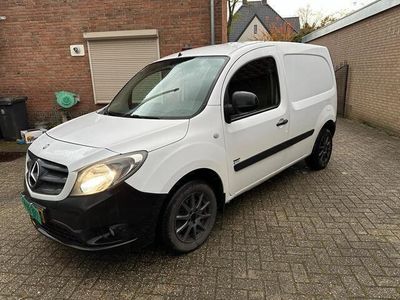 Mercedes Citan 109