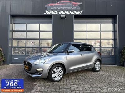 Grijs Gebruikt 2019 Suzuki Swift Hatchback | € 16.450 (Eerlijke prijs)
