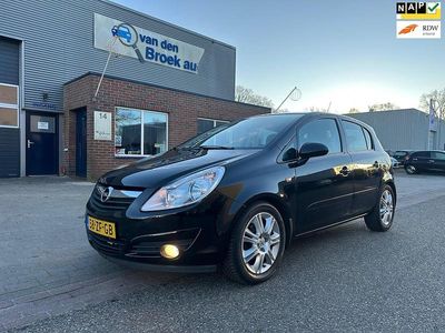 Zwart Occasion 2008 Opel Corsa Cosmo Hatchback | € 5.950 (Iets duurder)