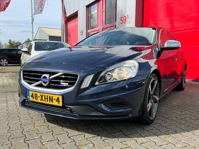 tweedehands Volvo V60 1.6 T3 R-Design Automaat