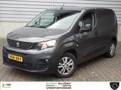 Grijs Gebruikt 2020 Peugeot Partner Premium MPV | € 13.340 (Eerlijke prijs)