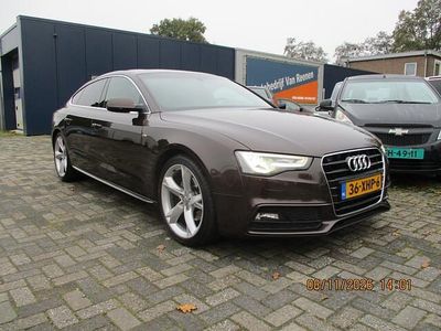 Bruin (metallic) Gebruikt 2012 Audi A5 Sportback Proline Hatchback | € 10.950 (Iets duurder)
