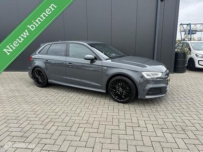 Grijs Occasion 2018 Audi A3 Sportback S-Line Hatchback | € 22.950 (Duur)