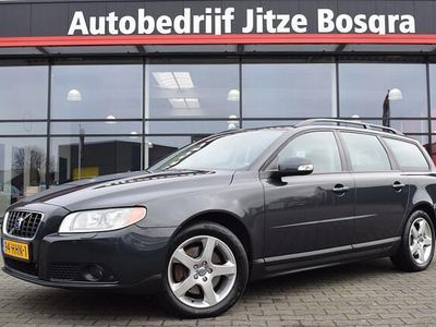 Grijs (metallic) Occasion 2008 Volvo V70 Kinetic Stationwagen | € 9.950 (Eerlijke prijs)