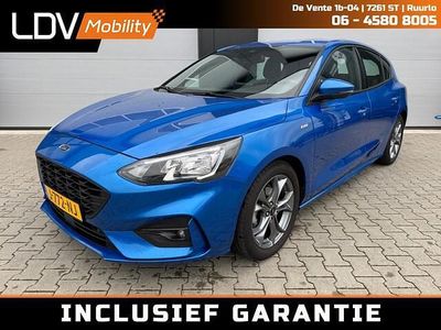 Blauw Occasion 2020 Ford Focus ST-Line Hatchback | € 14.850 (Eerlijke prijs)