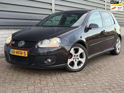 Zwart (metallic) Gebruikt 2008 VW Golf VI Edition Hatchback | € 6.250 (Eerlijke prijs)