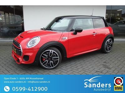 Occasion Mini John Cooper Works Chili 233 PK (171 kW) 2016 Rood Hatchback