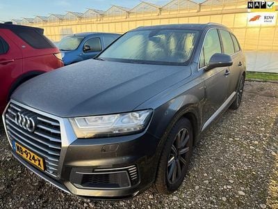 Grijs Occasion 2016 Audi Q7 Sport SUV | € 13.749