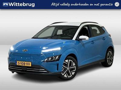 tweedehands Hyundai Kona EV Comfort Smart 64 kWh Navigatie | Camera | Premi