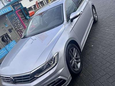 Grijs Occasion 2016 VW Passat S Stationwagen | € 14.000 (Iets duurder)