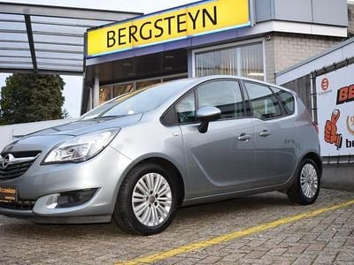 Grijs Gebruikt 2014 Opel Meriva Design Edition MPV | € 10.995 (Eerlijke prijs)