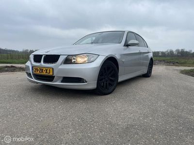 tweedehands BMW 316 3-SERIE i High Executive - Lees Tekst