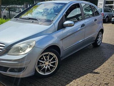 Mercedes B170
