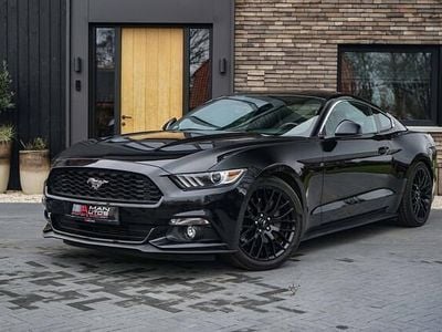 Zwart (metallic) Gebruikt 2016 Ford Mustang Fastback Coupé | € 28.850 (Goede deal)