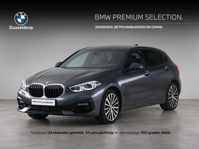 Grijs Occasion 2019 BMW 118 Executive Hatchback | € 20.950 (Eerlijke prijs)