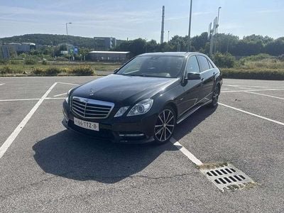 Mercedes E200