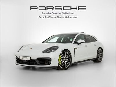 Porsche Panamera 4S