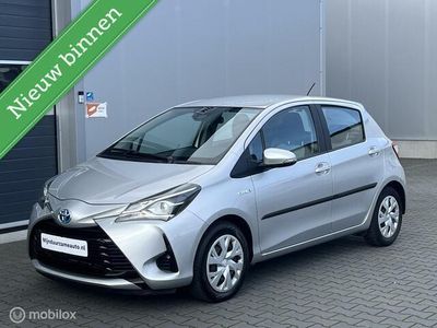 tweedehands Toyota Yaris 1.5 Hybrid Aut., Camera, Navi, Cruise, Netjes !