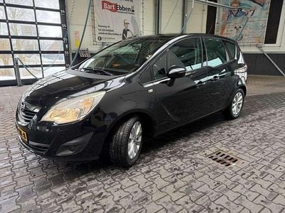 Zwart Gebruikt 2012 Opel Meriva Color Edition MPV | € 7.300 (Duur)